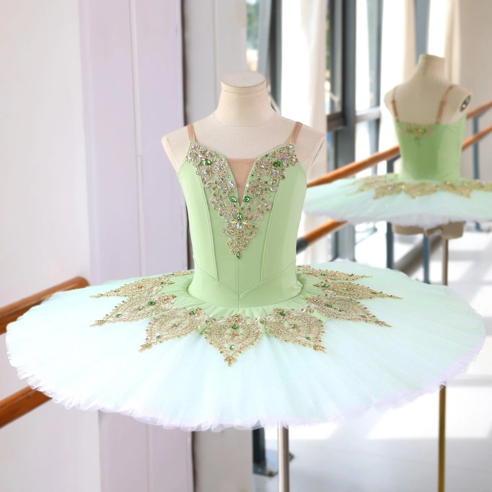 Handgefertigtes mintgr&uuml;nes Pfannkuchen-Ballett-Tutu | Ma&szlig;geschneidertes B&uuml;hnenkost&uuml;m mit goldener Sp