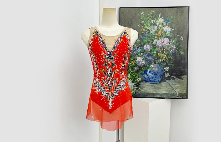 Kunstturnen-Trikot mit orange-roten Strasssteinen | G0112