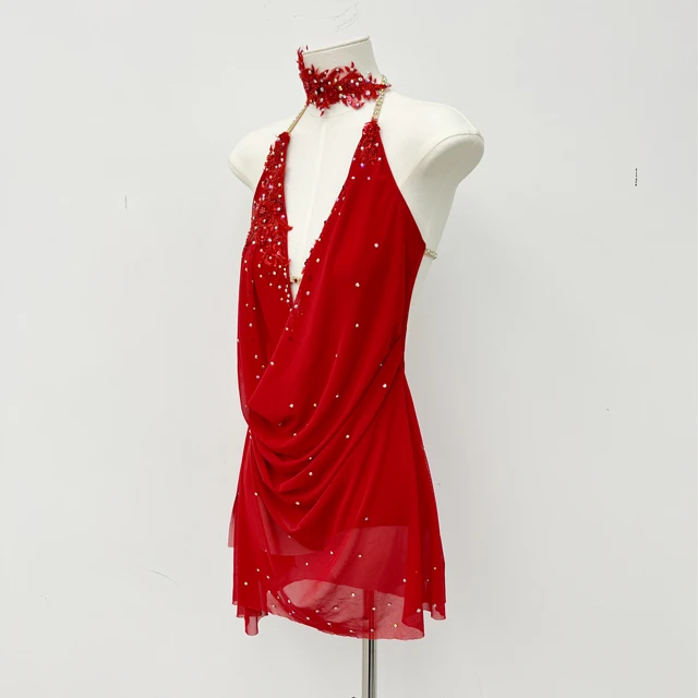 Rotes lyrisches Tanzkleid mit Neckholder | G0105